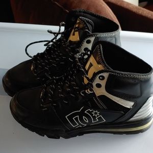 DC Snow Boots